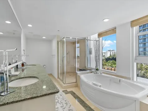 18911 Collins Avenue Sunny Isles Beach FL 33160