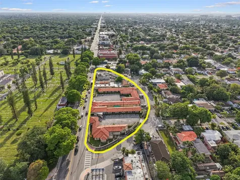 4445 SW 8th Street Miami FL 33134