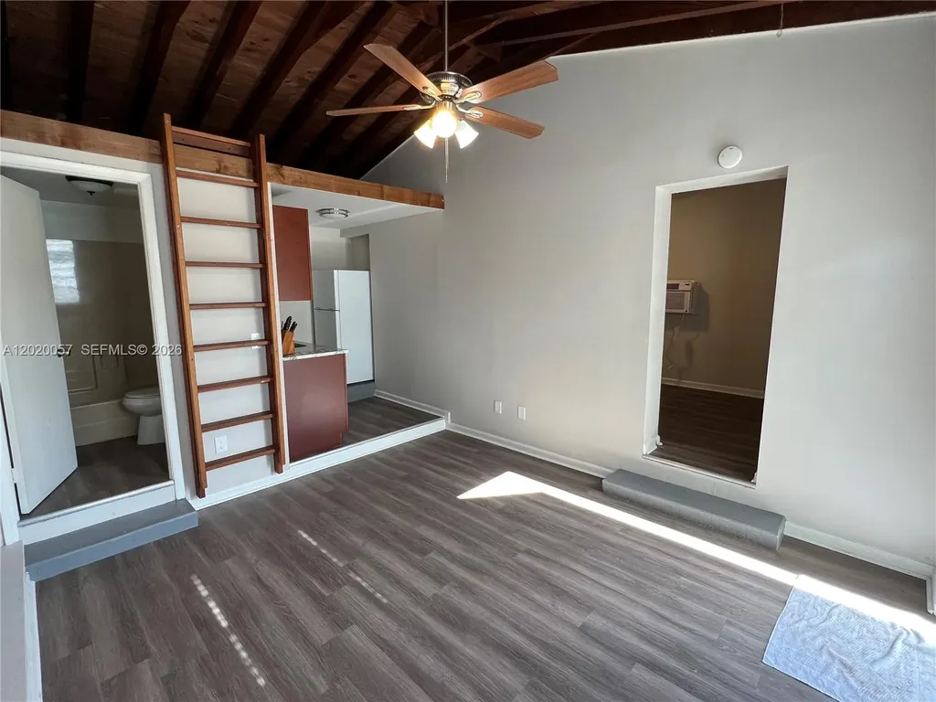 1001 S 22nd Court Hollywood FL 33020