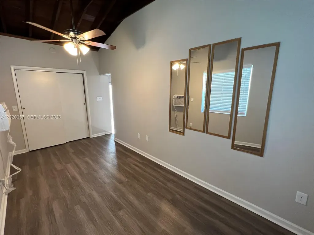 1001 S 22nd Court Hollywood FL 33020