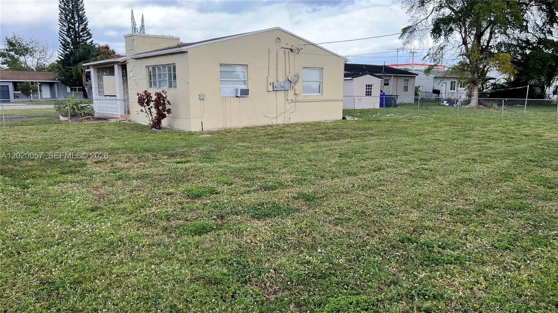 1001 S 22nd Court Hollywood FL 33020