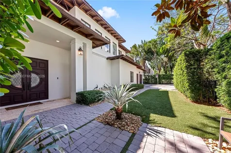 4196 S Douglas Road Miami FL 33133