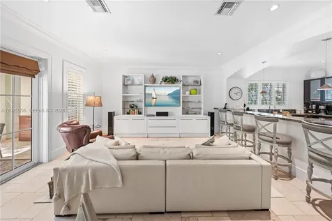 4196 S Douglas Road Miami FL 33133