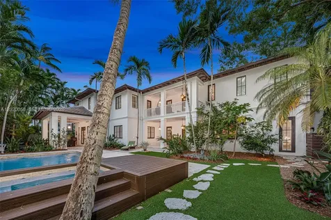 4196 S Douglas Road Miami FL 33133