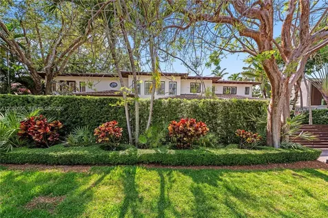 4196 S Douglas Road Miami FL 33133