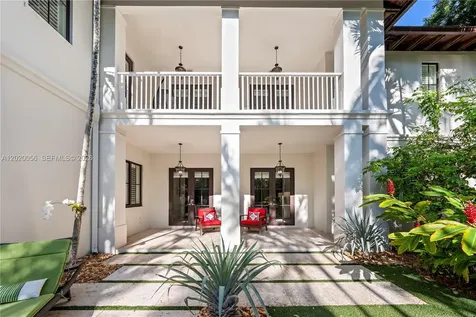 4196 S Douglas Road Miami FL 33133