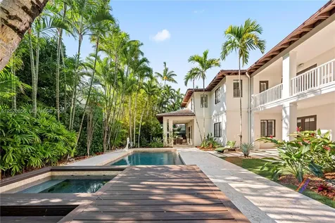 4196 S Douglas Road Miami FL 33133