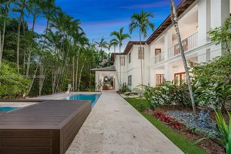 4196 S Douglas Road Miami FL 33133