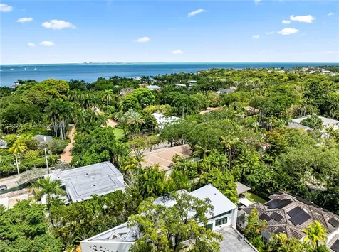 4196 S Douglas Road Miami FL 33133