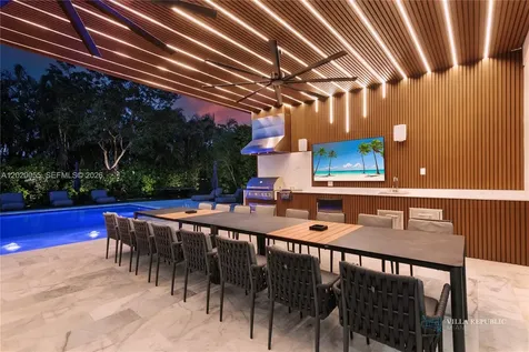 1941 NE 196th Terrace Miami FL 33179