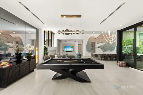 1941 NE 196th Terrace Miami FL 33179