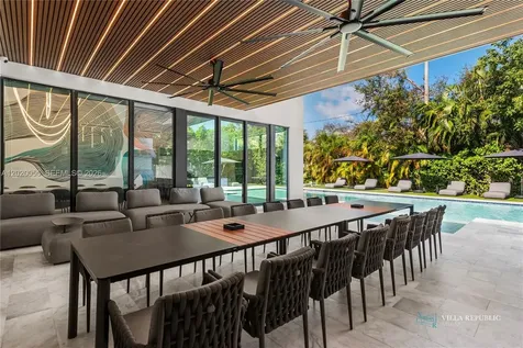 1941 NE 196th Terrace Miami FL 33179