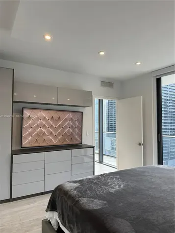 55 SW 9th Street Miami FL 33130