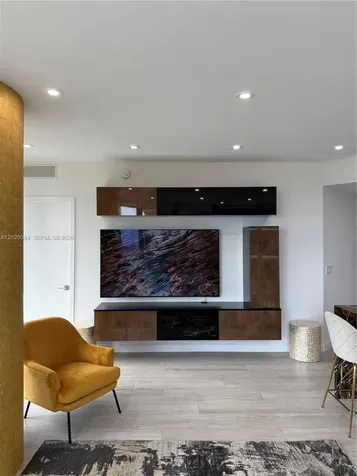 55 SW 9th Street Miami FL 33130