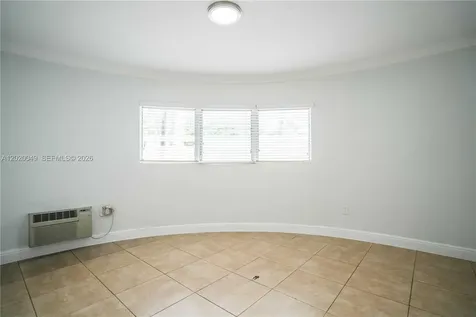 7640 Carlyle Avenue Miami Beach FL 33141