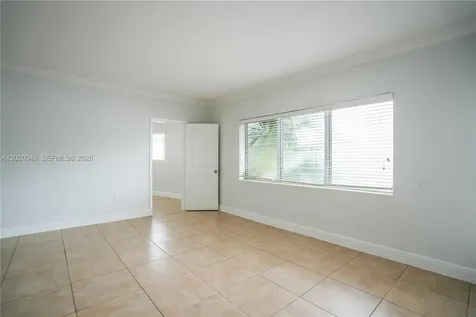 7640 Carlyle Avenue Miami Beach FL 33141