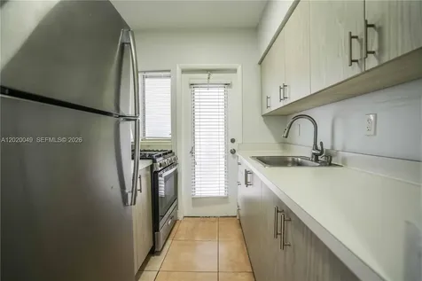 7640 Carlyle Avenue Miami Beach FL 33141
