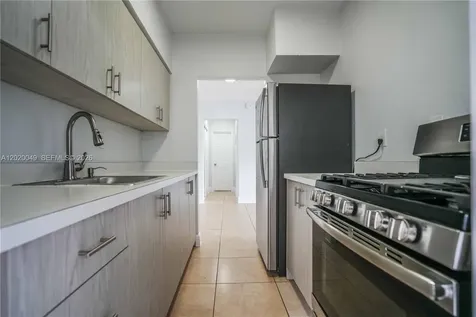 7640 Carlyle Avenue Miami Beach FL 33141