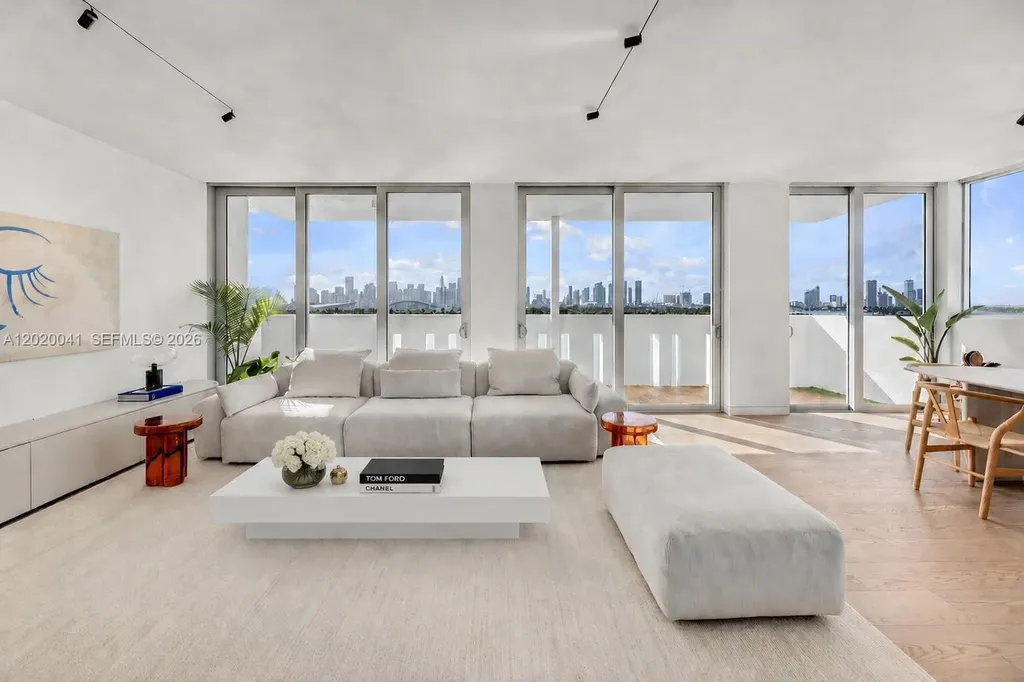 800 West Avenue Miami Beach FL 33139
