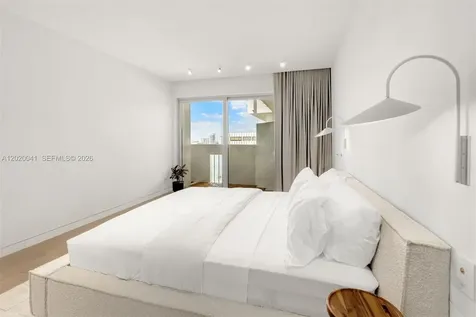 800 West Avenue Miami Beach FL 33139