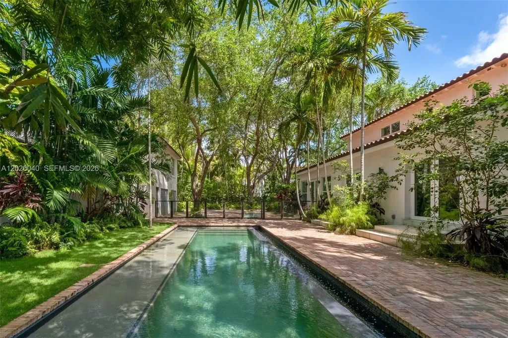 5812 Alton Road Miami Beach FL 33140