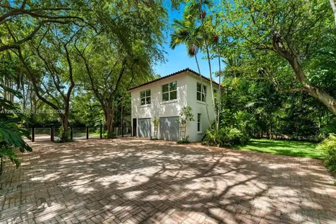 5812 Alton Road Miami Beach FL 33140