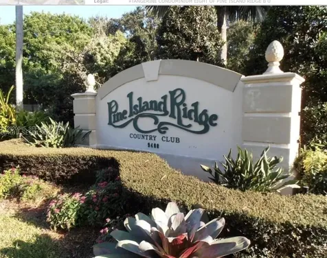 9480 Tangerine Place Davie FL 33324