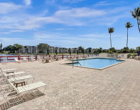9480 Tangerine Place Davie FL 33324