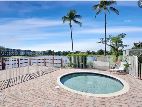 9480 Tangerine Place Davie FL 33324