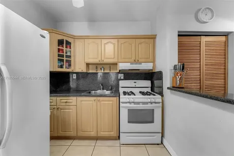 28 NE 48th Street Miami FL 33137
