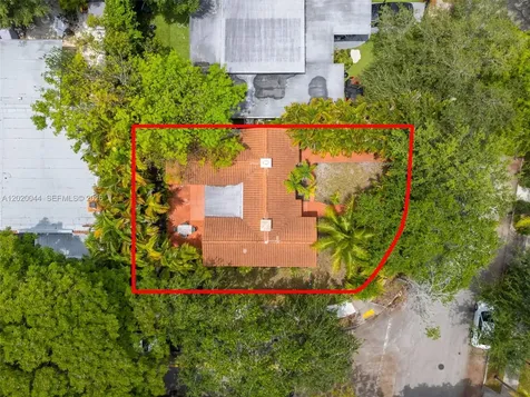 28 NE 48th Street Miami FL 33137
