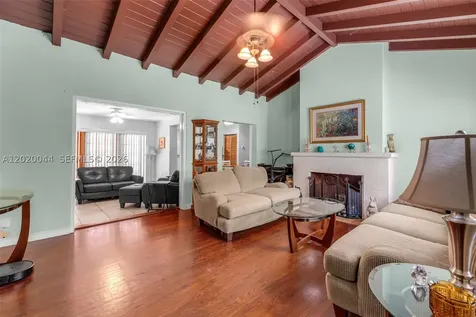 28 NE 48th Street Miami FL 33137