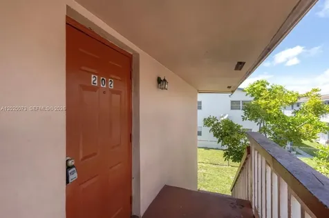 7481 SW 10th Court North Lauderdale FL 33068