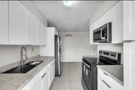 7481 SW 10th Court North Lauderdale FL 33068