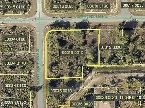 523 Montclair Avenue S Lehigh Acres FL 33974