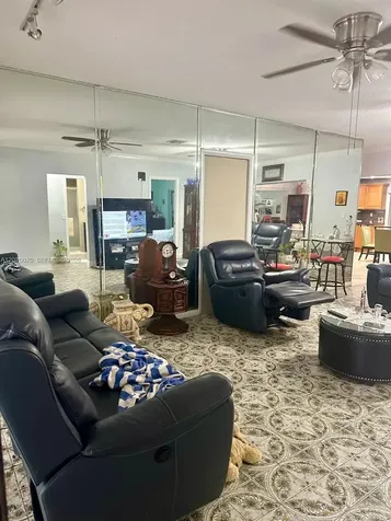659 W 14th Street Hialeah FL 33010