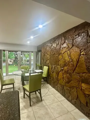 659 W 14th Street Hialeah FL 33010