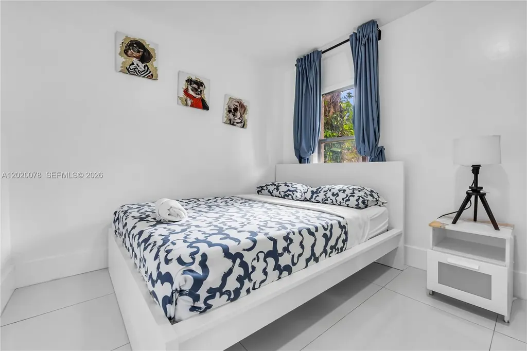 1738 N 16th Court Hollywood FL 33020