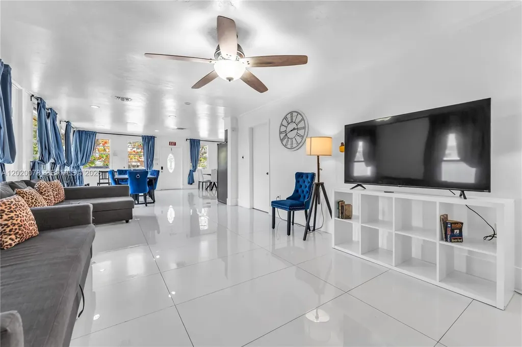1738 N 16th Court Hollywood FL 33020