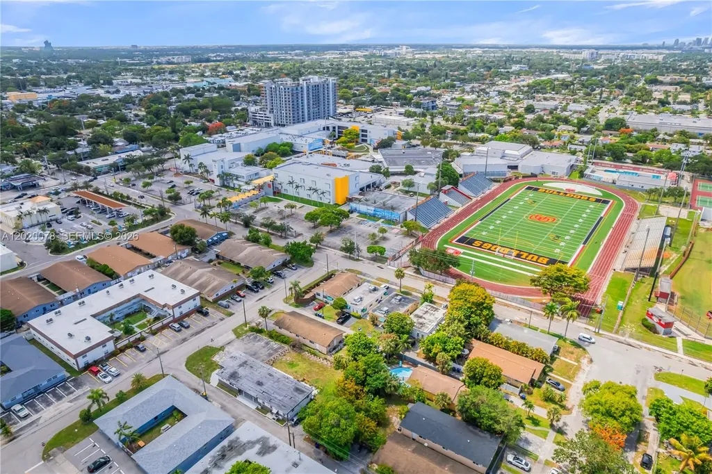 1738 N 16th Court Hollywood FL 33020