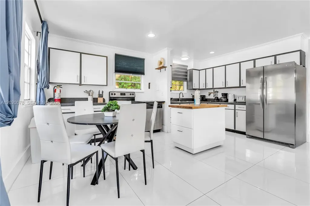 1738 N 16th Court Hollywood FL 33020
