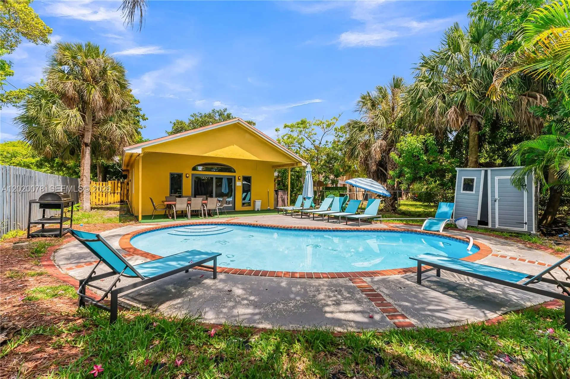 1738 N 16th Court Hollywood FL 33020