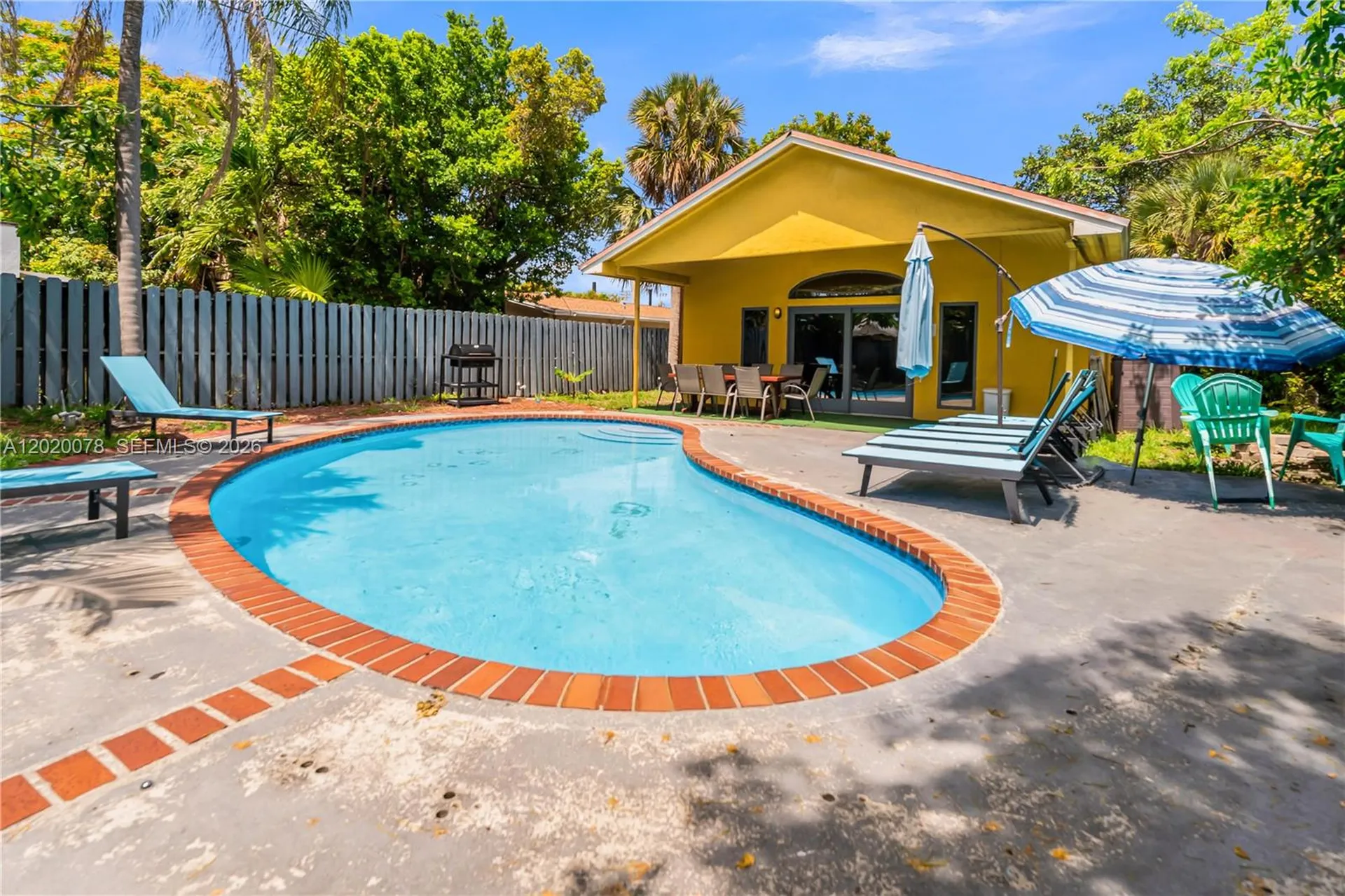 1738 N 16th Court Hollywood FL 33020