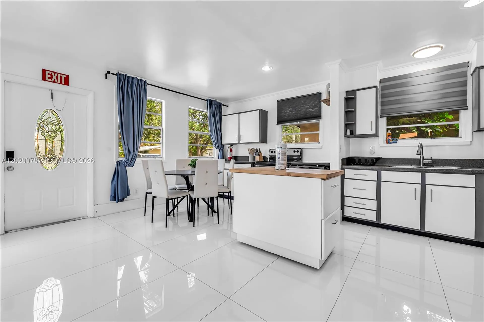 1738 N 16th Court Hollywood FL 33020