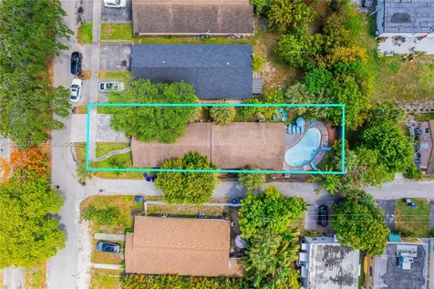 1738 N 16th Court Hollywood FL 33020
