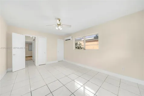 3271 NW 18th Terrace Miami FL 33125