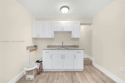 3271 NW 18th Terrace Miami FL 33125
