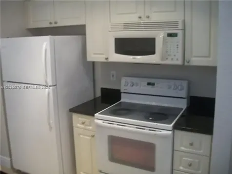21000 SW 87th Avenue Cutler Bay FL 33189