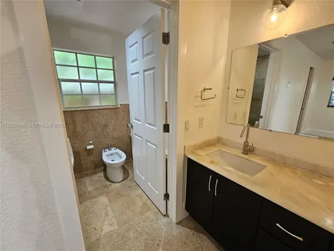 14001 Cypress Court Miami Lakes FL 33014