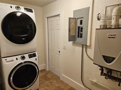 14001 Cypress Court Miami Lakes FL 33014
